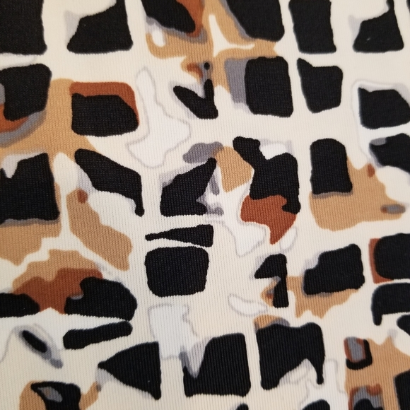 👚BLACK LABEL NEUTRAL PATTERN TANK TOP - Picture 2 of 5